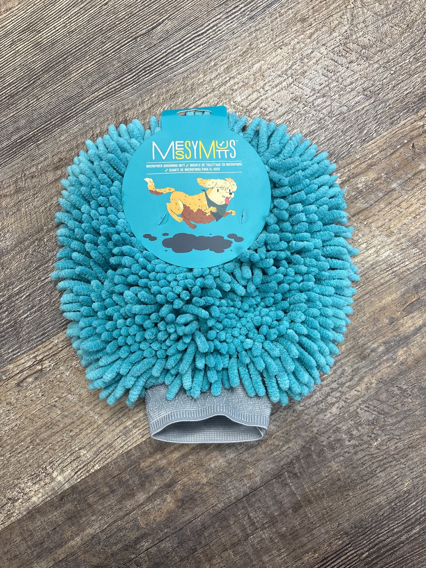 Messy Mutts Grooming & Bathing admit